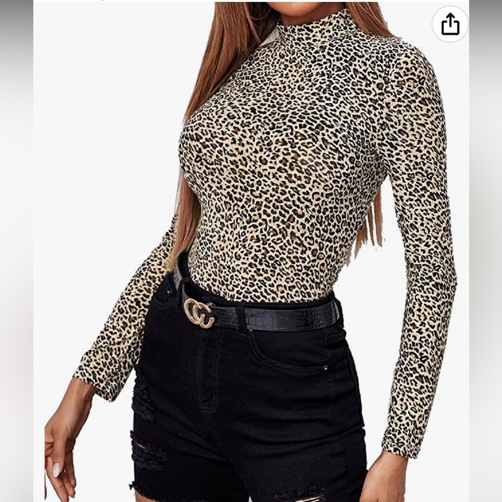 Bought from Amazon, medium but fits more like a small